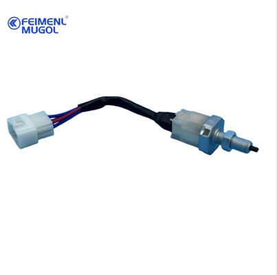 jakość GP2-13480-AA OEM-Grade Brake Lamp Switch dla modeli Yusheng, Yuhu i Baodian, zbudowany z wysokiej jakości komponentami wewnętrznymi zapewniającymi płynną pracę i silną odporność na zużycie. fabryka