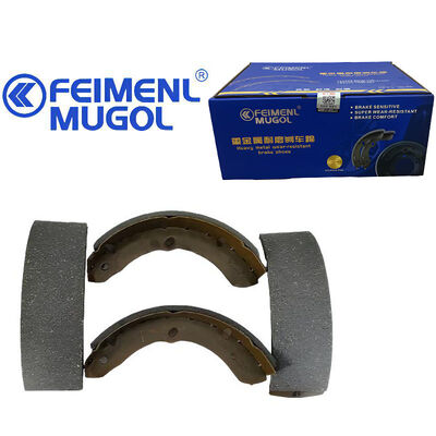 Dobra cena. Wysokowydajne klocki hamulcowe K4425 5-47110059 OEM do Isuzu 100P, zaprojektowane w celu zapewnienia niezawodnego tarcia i stałej siły hamowania. w Internecie